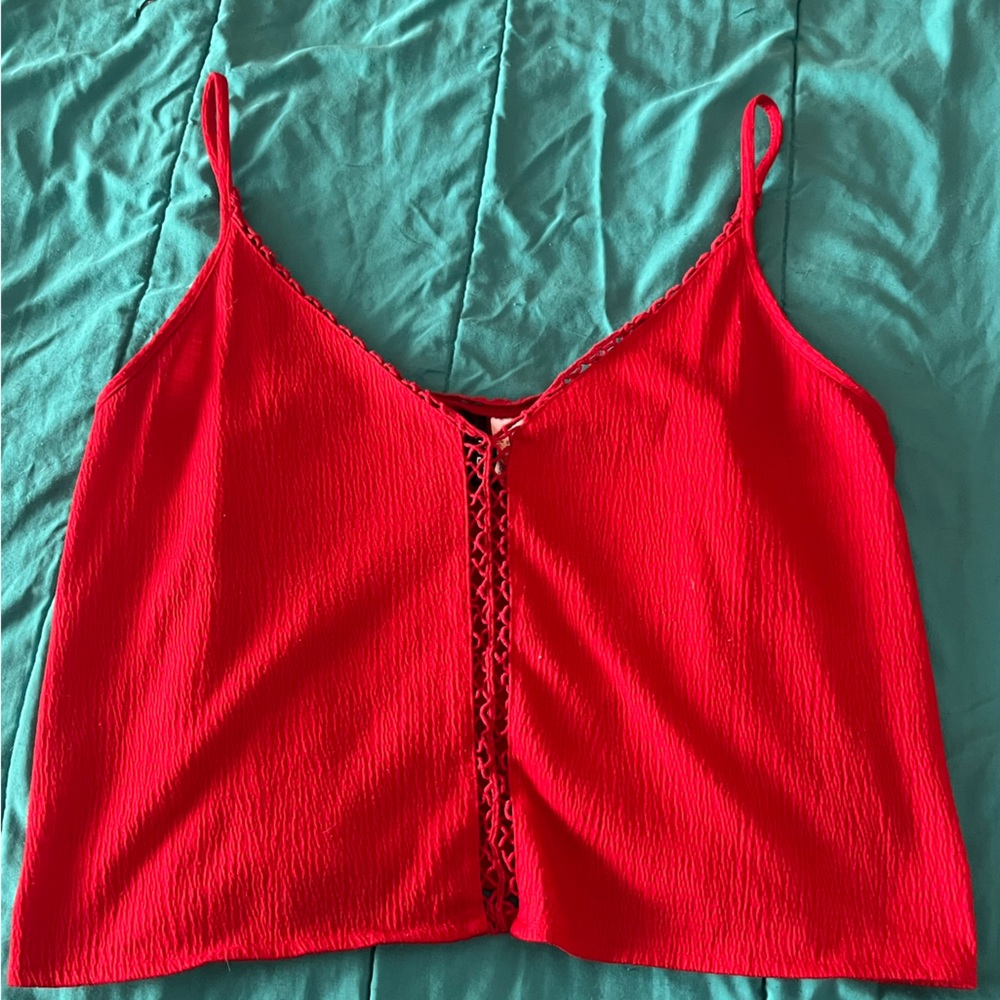 RED FLOWY TANK